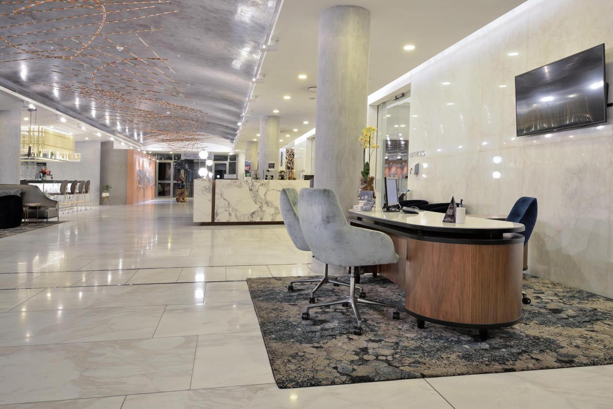 The Leonardo Hotel Johannesburg Exterior photo
